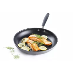 OXO Hard-Anodized 8-in. Nonstick Frypan 9 OXO Hard-Anodized 8-in. Nonstick Frypan -Home-Kitchen 2097421 ALT3