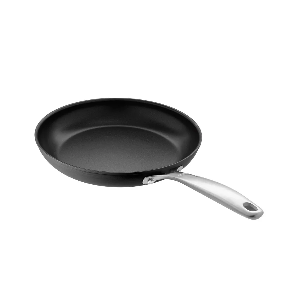 OXO Pro 10-in. Hard-Anodized Nonstick Frypan 3 OXO Pro 10-in. Hard-Anodized Nonstick Frypan