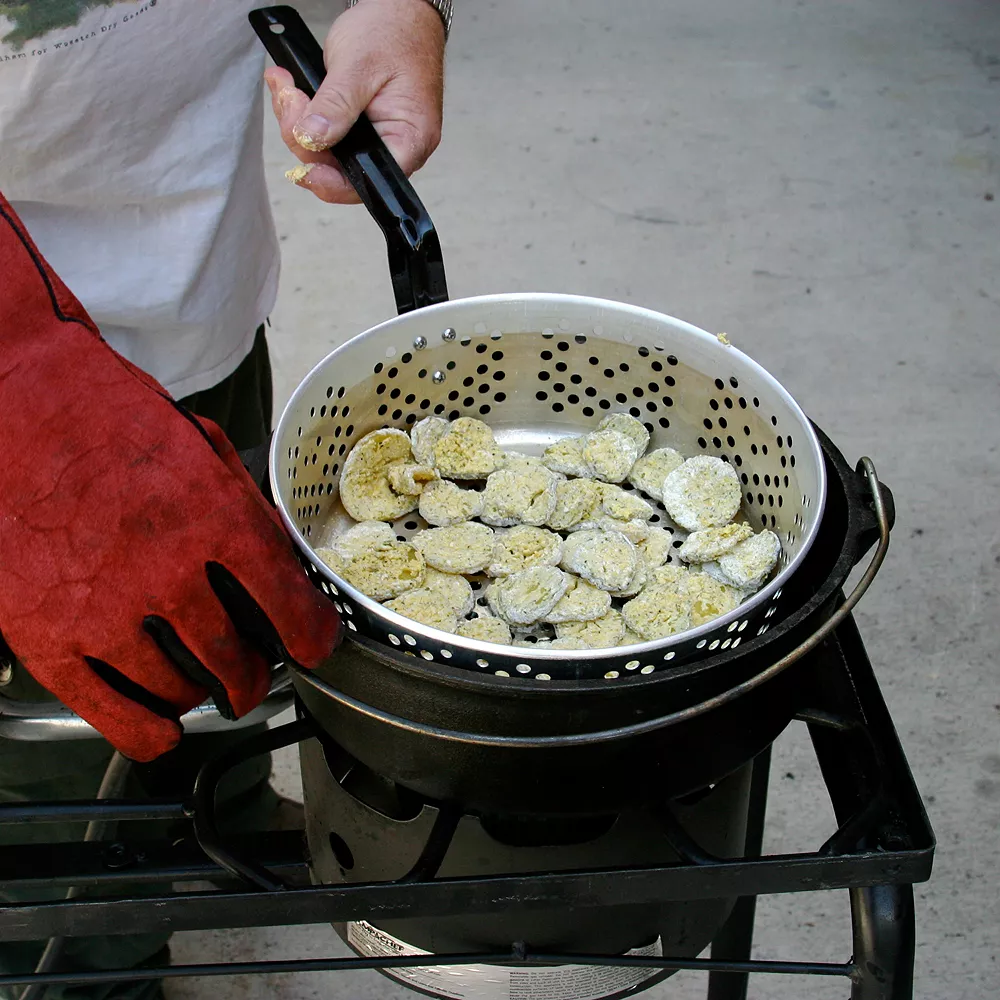 Camp Chef Champ Chef 2-pc. Pre-Seasoned Cast-Iron Pot 4 Camp Chef Champ Chef 2-pc. Pre-Seasoned Cast-Iron Pot - Image 2