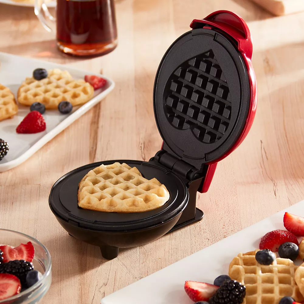 Dash Mini Heart Waffle Maker 4 Dash Mini Heart Waffle Maker - Image 2