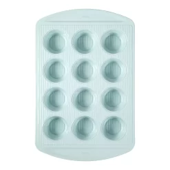 Wilton Texturra Performance Nonstick Bakeware Muffin Pan