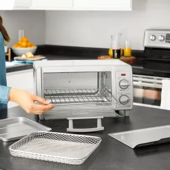 Black & Decker BLACK+DECKER™ Crisp 'N Bake Air Fry 4-Slice Toaster Oven -Home-Kitchen 3921525 ALT4