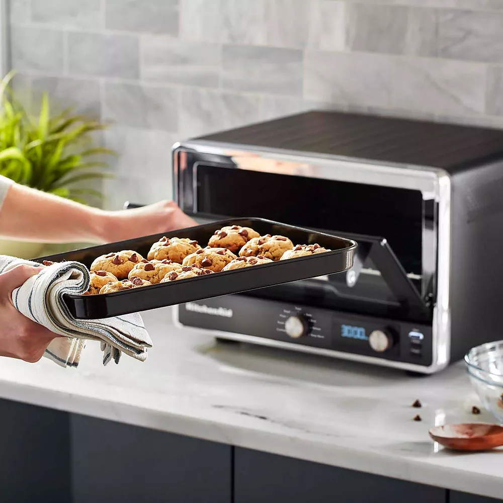 KitchenAid® KCO211BM Digital Countertop Oven 7 KitchenAid® KCO211BM Digital Countertop Oven - Image 5