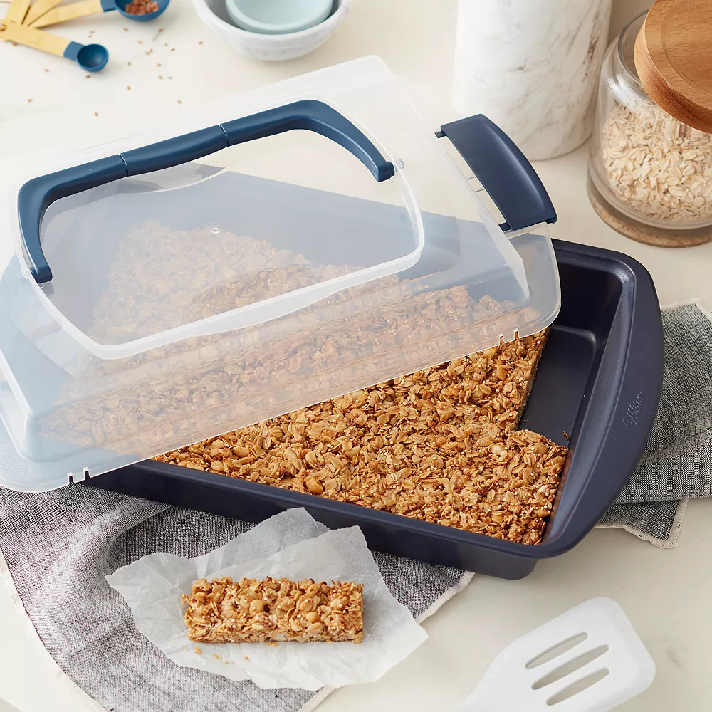 Wilton Diamond-Infused Nonstick 9" X 13" Pan With Cover 4 Wilton Diamond-Infused Nonstick 9" X 13" Pan With Cover - Image 2