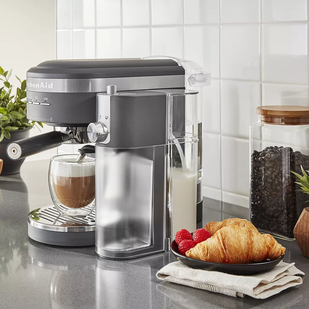 KitchenAid® Semi-Automatic Espresso Machine - KES6403 8 KitchenAid® Semi-Automatic Espresso Machine - KES6403 - Image 6