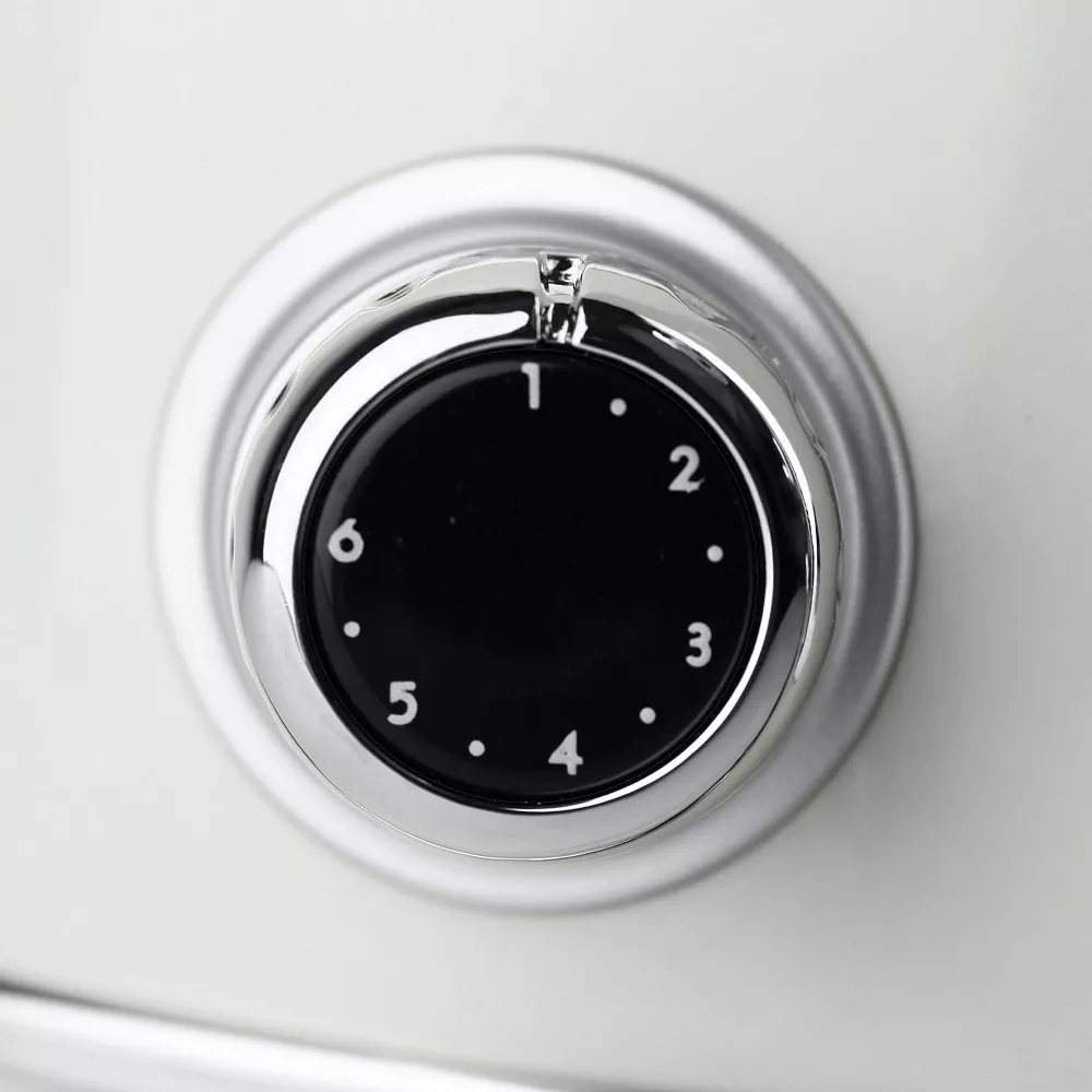 Haden 75013 Heritage 4 Slice Wide Slot Stainless Steel Body Retro Toaster, White 6 Haden 75013 Heritage 4 Slice Wide Slot Stainless Steel Body Retro Toaster, White - Image 4