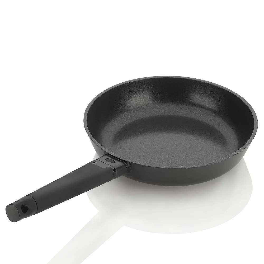 Zavor® Noir 10-in. Cast-Aluminum Ceramic Nonstick Skillet 3 Zavor® Noir 10-in. Cast-Aluminum Ceramic Nonstick Skillet