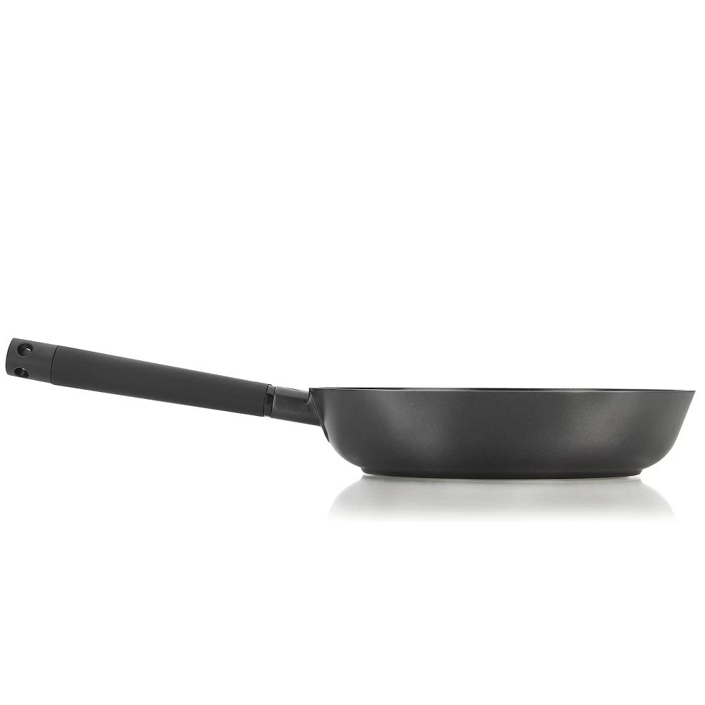 Zavor® Noir 10-in. Cast-Aluminum Ceramic Nonstick Skillet 6 Zavor® Noir 10-in. Cast-Aluminum Ceramic Nonstick Skillet - Image 4