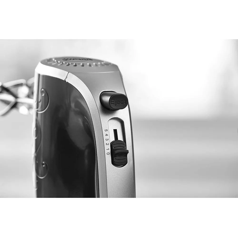 Brentwood HM-44 150 Watt 5 Speed Electric Kitchen Egg Beater Hand Mixer, Black 5 Brentwood HM-44 150 Watt 5 Speed Electric Kitchen Egg Beater Hand Mixer, Black - Image 3