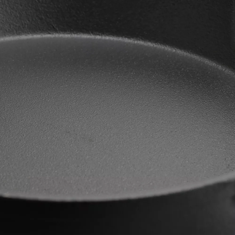 General Store Addlestone 12 In. Pre-Seasoned Round Cast Iron Frying Pan 5 General Store Addlestone 12 In. Pre-Seasoned Round Cast Iron Frying Pan - Image 3