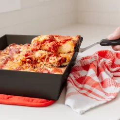 Chef Pomodoro Detroit Style Pizza Pan, 14 X 10-Inch, Hard Anodized Aluminum, Pre-Seasoned Bakeware Kitchenware 7 Chef Pomodoro Detroit Style Pizza Pan, 14 X 10-Inch, Hard Anodized Aluminum, Pre-Seasoned Bakeware Kitchenware -Home-Kitchen 6012888 ALT