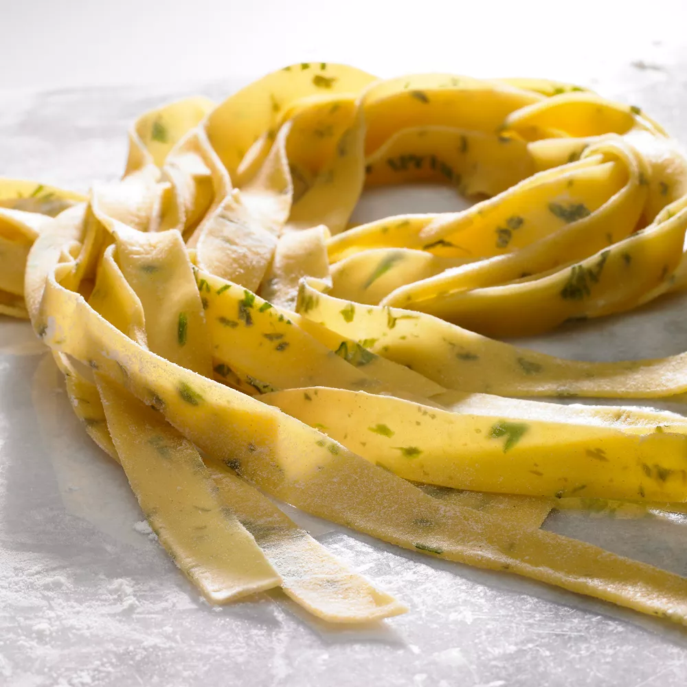 KitchenAid® 2-Piece Pasta Roller & Cutter Set 8 KitchenAid® 2-Piece Pasta Roller & Cutter Set - Image 6